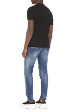 Load image into Gallery viewer, Cotton T-shirt with crew neck.
