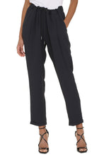 Carica l&#39;immagine nel visualizzatore di Gallery, Crêpe trousers
