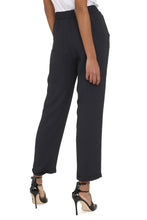Carica l&#39;immagine nel visualizzatore di Gallery, Crêpe trousers
