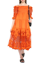 Load image into Gallery viewer, Off-the-shoulder dress

