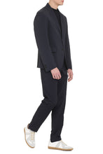Carica l&#39;immagine nel visualizzatore di Gallery, Virgin wool blend single-breast jacket
