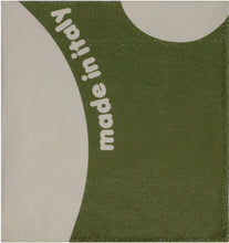 Carica l&#39;immagine nel visualizzatore di Gallery, Beach towel
