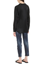 Load image into Gallery viewer, Silk blouse
