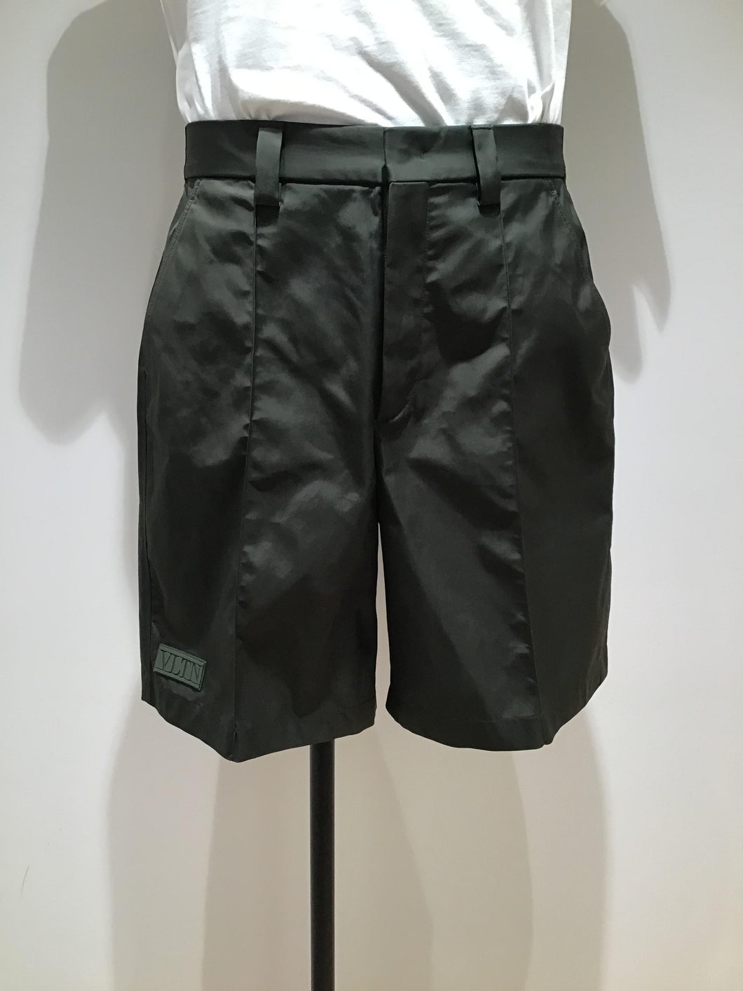 Techno fabric bermuda-shorts