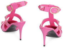 Carica l&#39;immagine nel visualizzatore di Gallery, Valentino Garavani - Roman Studs leather slingback pumps
