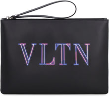 Load image into Gallery viewer, Valentino Garavani - Logo detail flat leather pouch
